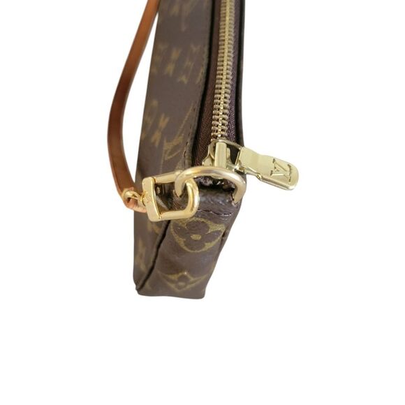 Louis Vuitton Monogram Pochette Accessories Handbag - Picture 10 of 16